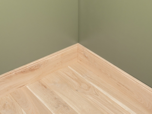 Plinthes Chêne Rustique 20x150 non traitée 1,5-2,5m Profil Hamburger, nœuds NON rebouchés